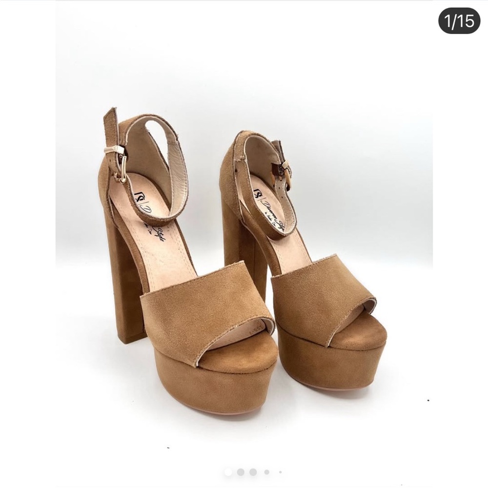 Diverse by Sydni Dion Oatmeal Tan Platform Heels